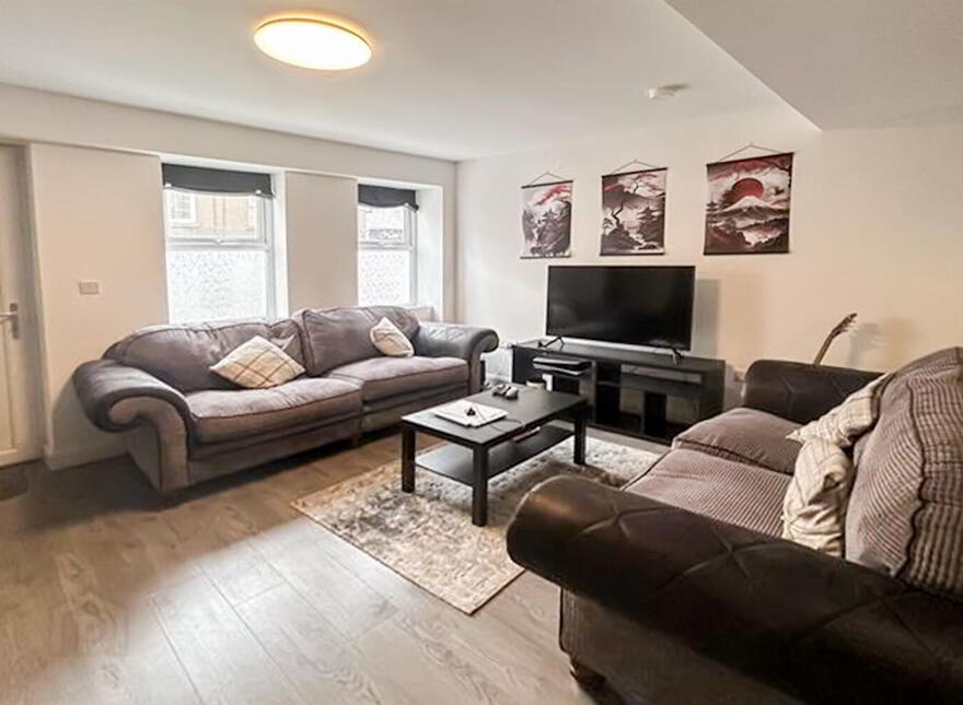 58 Castle Street, Comber, Newtownards, BT23 5DZ