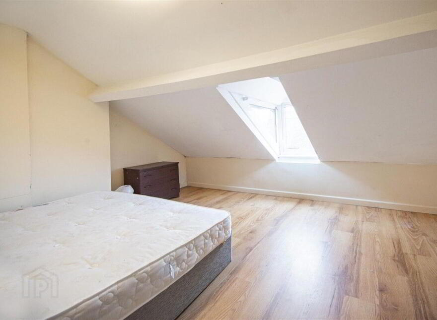 11 Harrow Street, Belfast, BT7 1QG