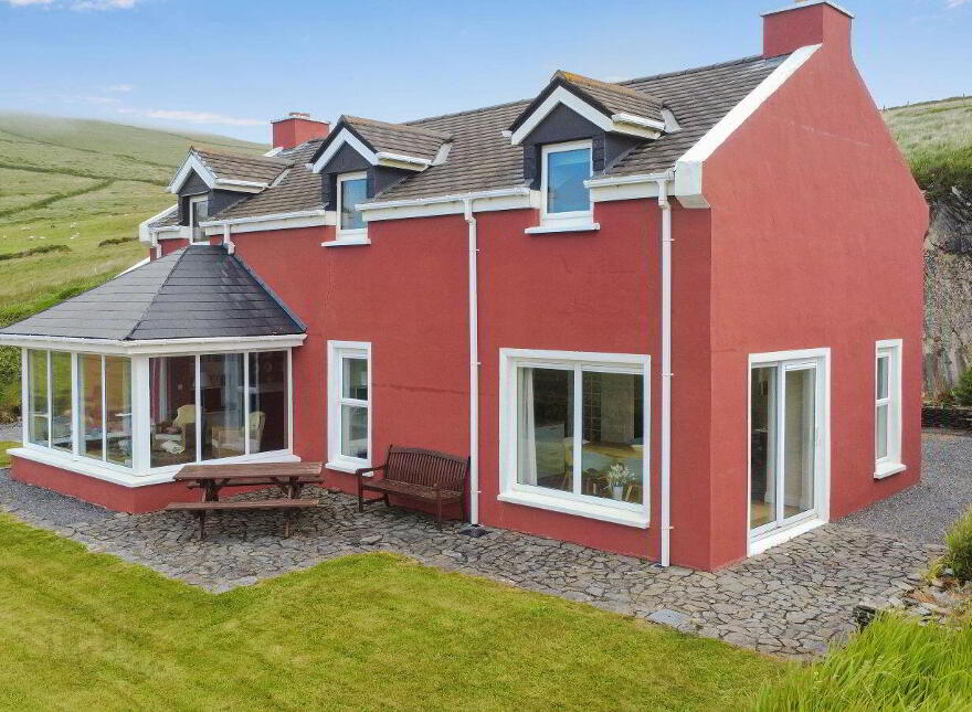 Skelligs Retreat, St Finians Bay, The Glen, Ballinskelligs, V23YV32