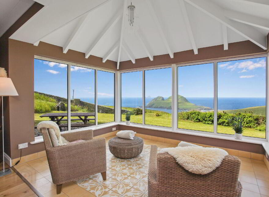 Skelligs Retreat, St Finians Bay, The Glen, Ballinskelligs, V23YV32