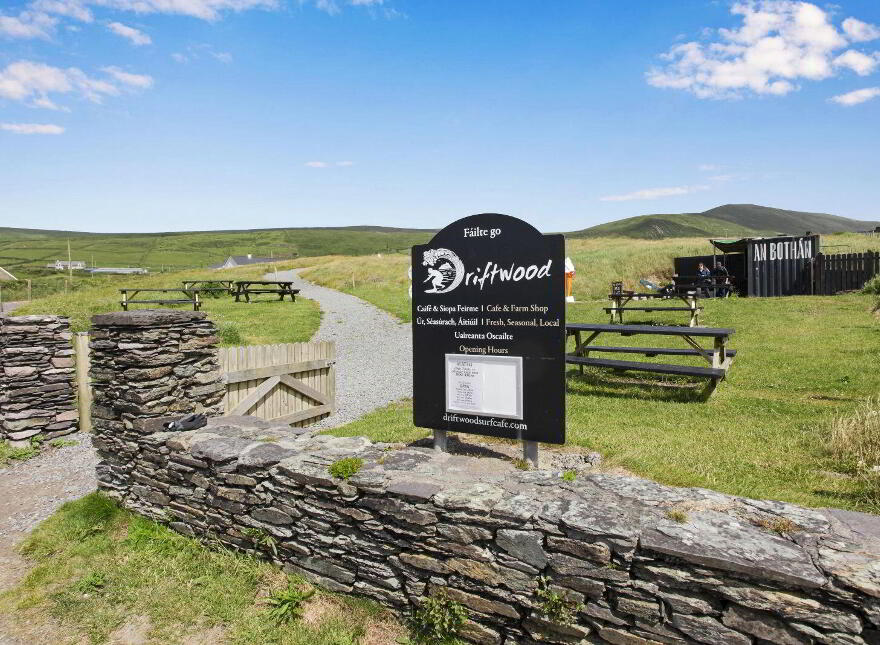 Skelligs Retreat, St Finians Bay, The Glen, Ballinskelligs, V23YV32