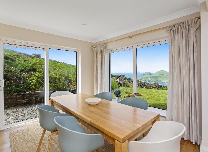 Skelligs Retreat, St Finians Bay, The Glen, Ballinskelligs, V23YV32