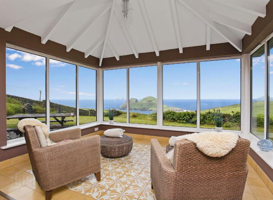 Skelligs Retreat, St Finians Bay, The Glen, Ballinskelligs, V23YV32