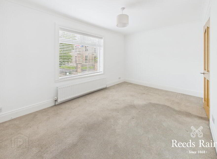 42 Scrabo Road, Newtownards, BT23 4NR