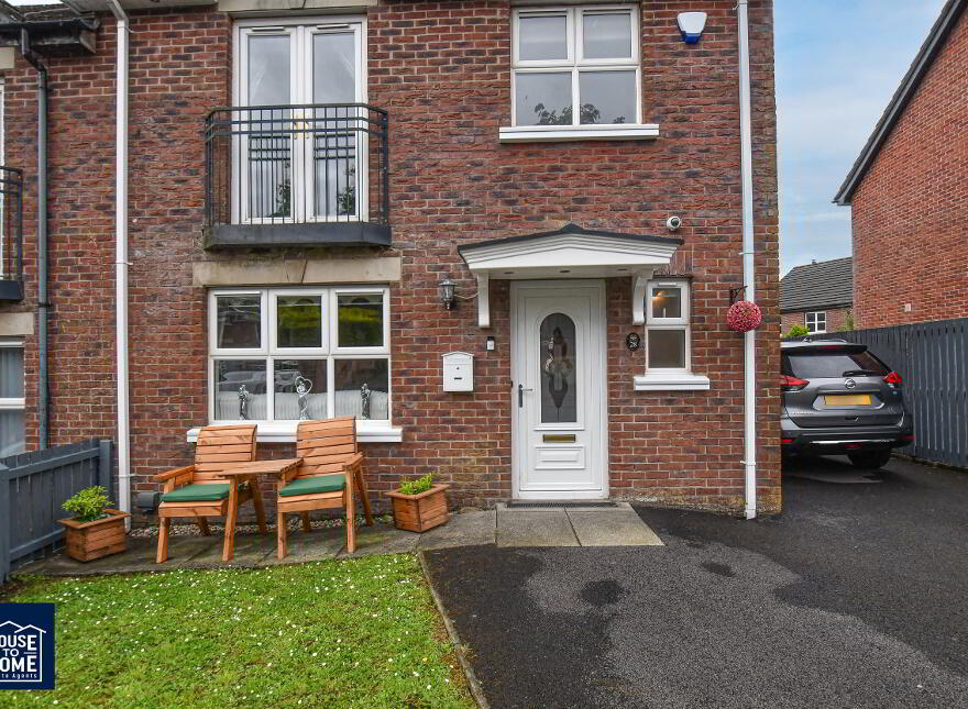 28 Thornberry Avenue, Ligoniel, Belfast, BT14 8EH