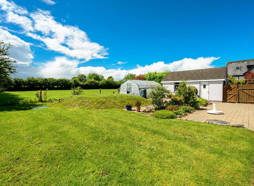 Shanagraigue, Carrigaline, P43WR40