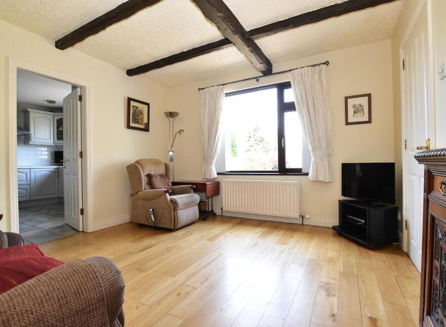 10 Chapel Road, Upper Ballinderry, BT28 2JF