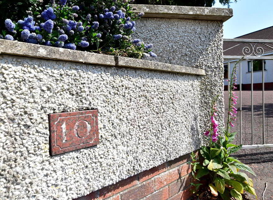 10 Chapel Road, Upper Ballinderry, BT28 2JF