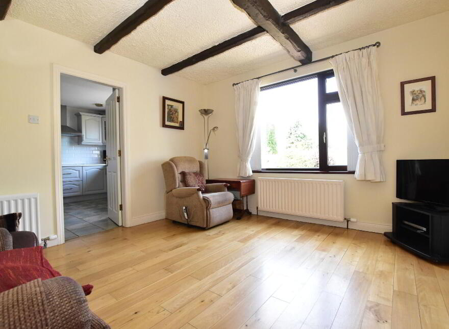 10 Chapel Road, Upper Ballinderry, BT28 2JF