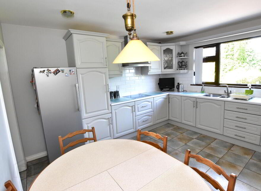 10 Chapel Road, Upper Ballinderry, BT28 2JF