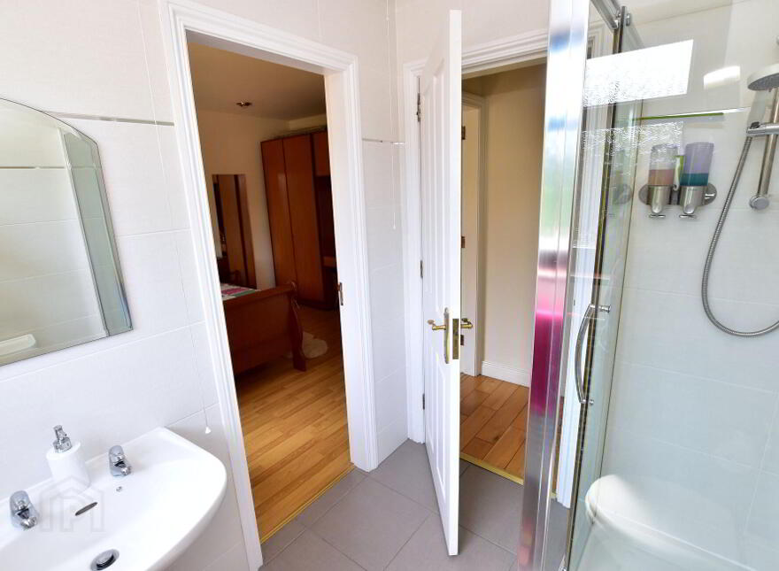 10 Chapel Road, Upper Ballinderry, BT28 2JF