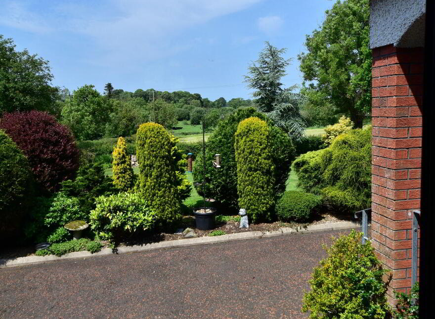 10 Chapel Road, Upper Ballinderry, BT28 2JF