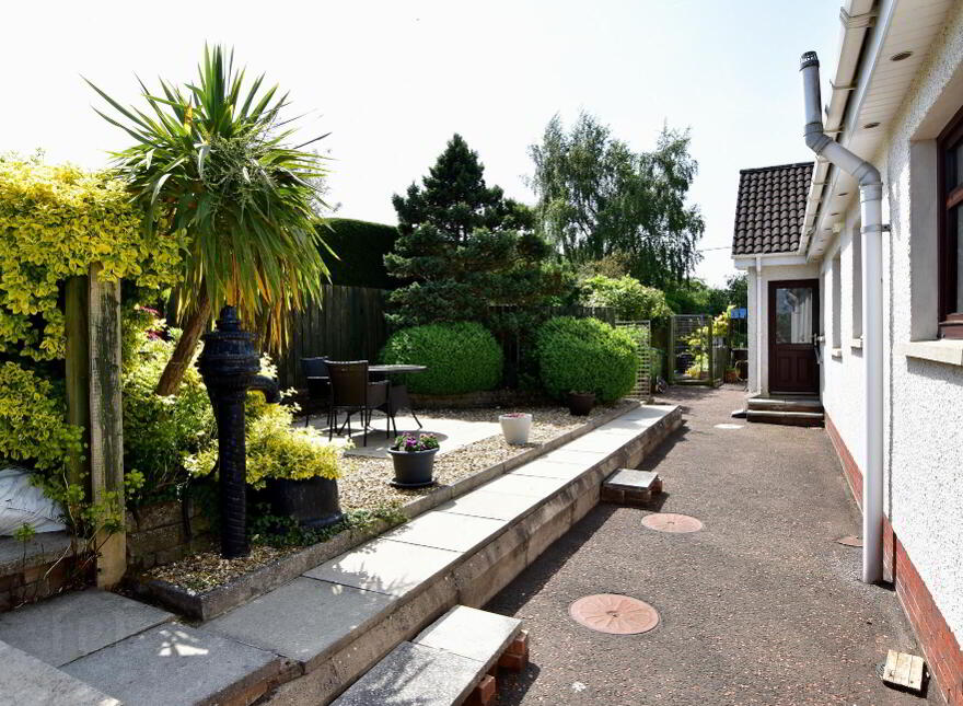 10 Chapel Road, Upper Ballinderry, BT28 2JF
