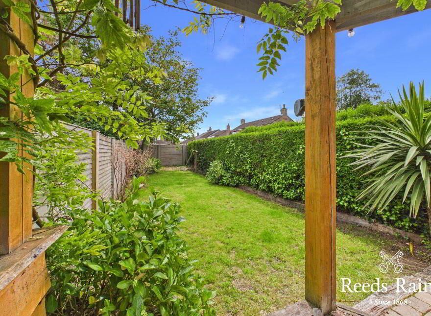 42 Scrabo Road, Newtownards, BT23 4NR