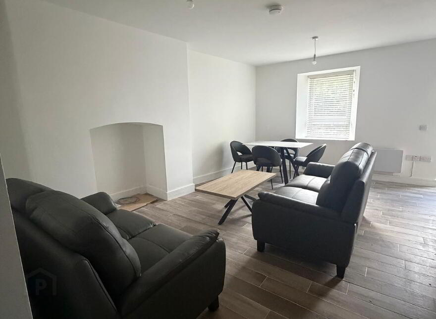 Lower Bridge Street, Killorglin, V93Y364