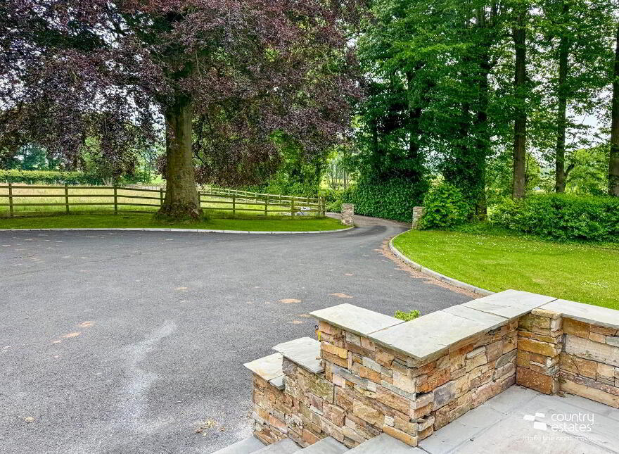 141 Templepatrick Road, Ballyclare, BT39 9RW