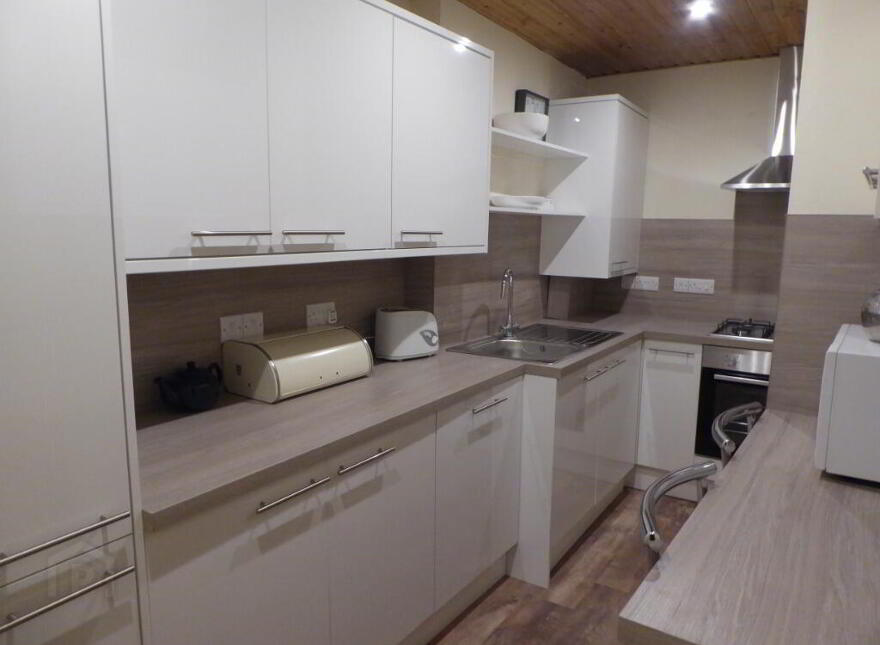 5 Morningside Drive, Morningside, Edinburgh, EH10 5LZ