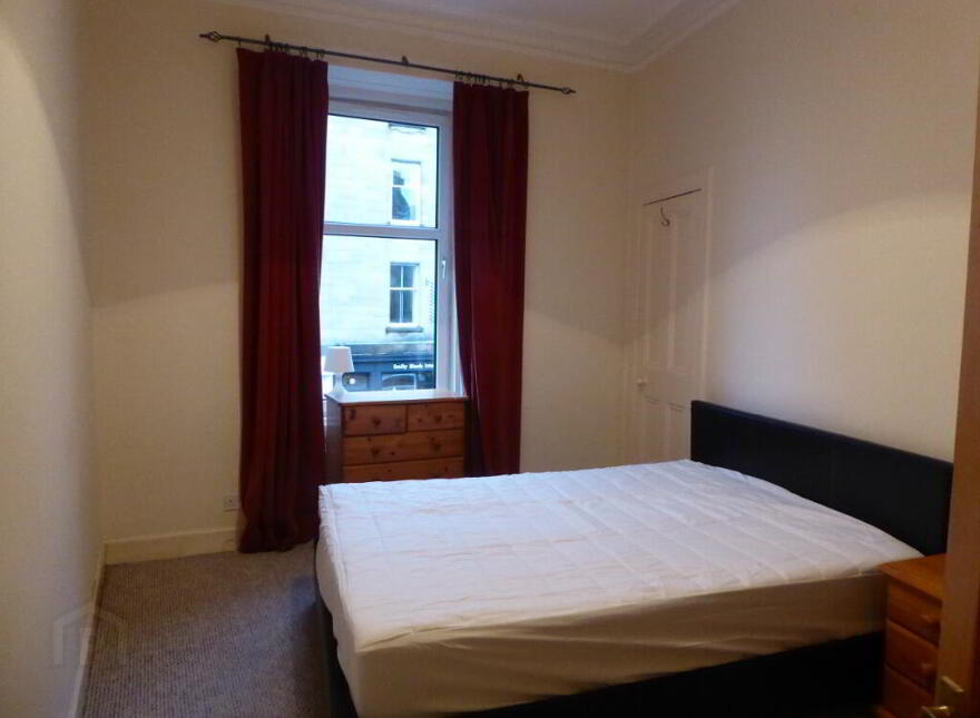 5 Morningside Drive, Morningside, Edinburgh, EH10 5LZ