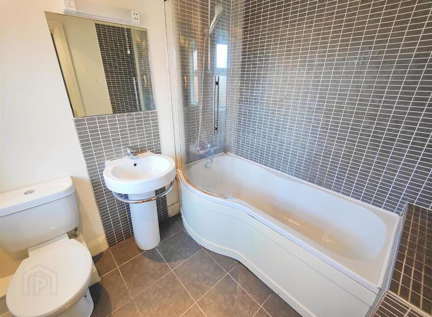 Apt 6, Fortwilliam Demesne, Belfast, BT15 4FD