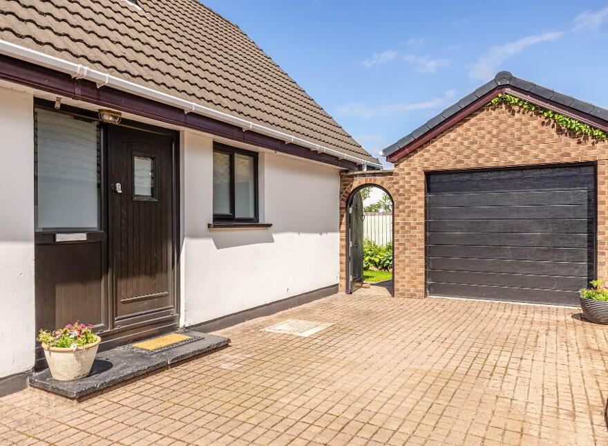 14 Belsize Park, Lisburn, BT27 4HU