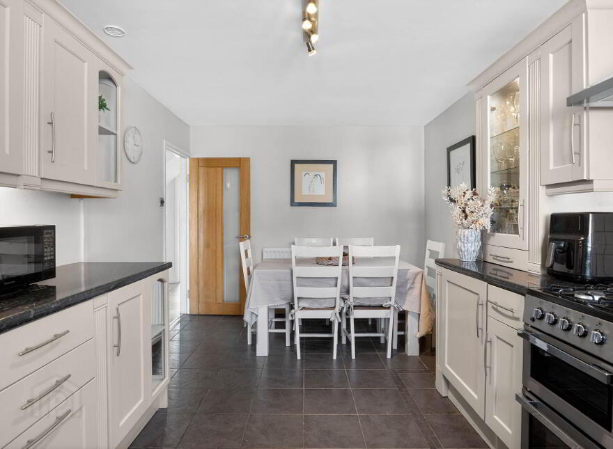 14 Belsize Park, Lisburn, BT27 4HU