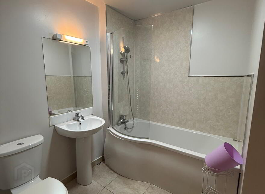Apt 1-122 Eglantine Avenue, Belfast, BT9 6RY