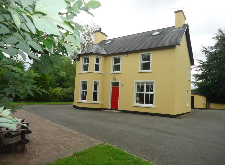 3 Drumeer Road, Lisbellaw, Enniskillen, BT94 5ED