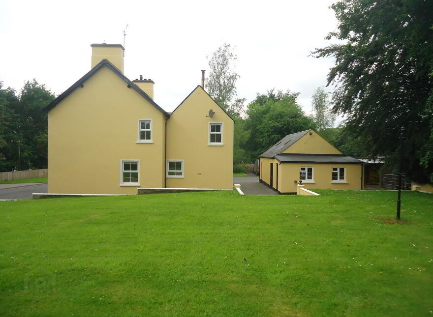 3 Drumeer Road, Lisbellaw, Enniskillen, BT94 5ED