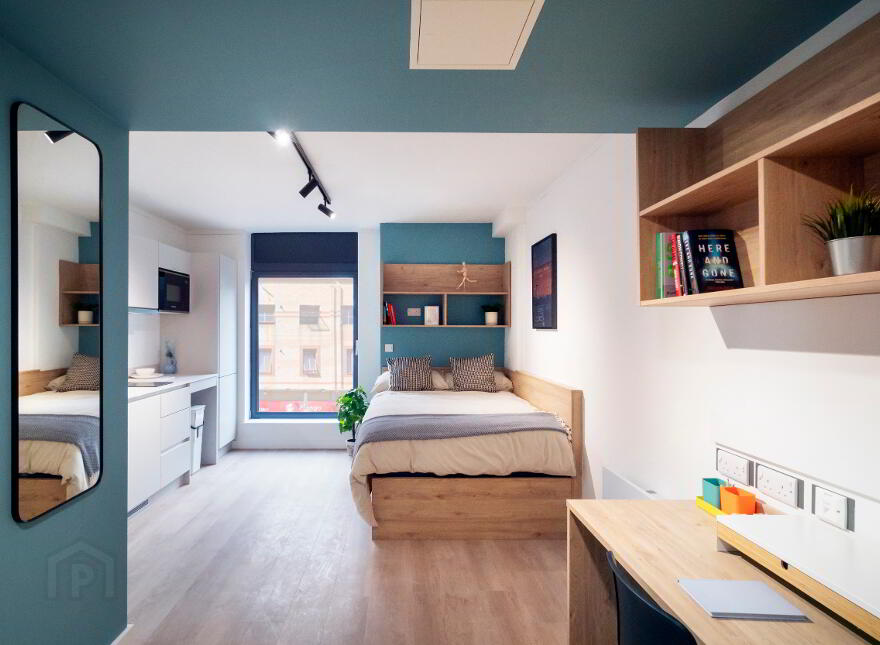 30-44 Bradbury Place, Belfast, BT7 1KT