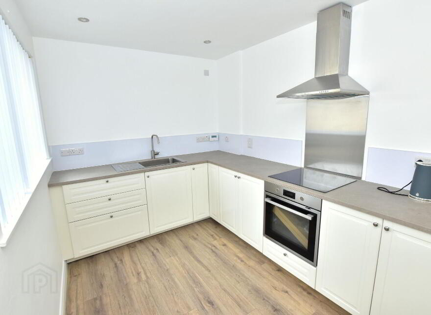 90 New Harbour Road, Portavogie, BT22 1EB