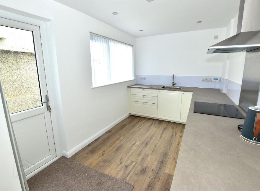 90 New Harbour Road, Portavogie, BT22 1EB