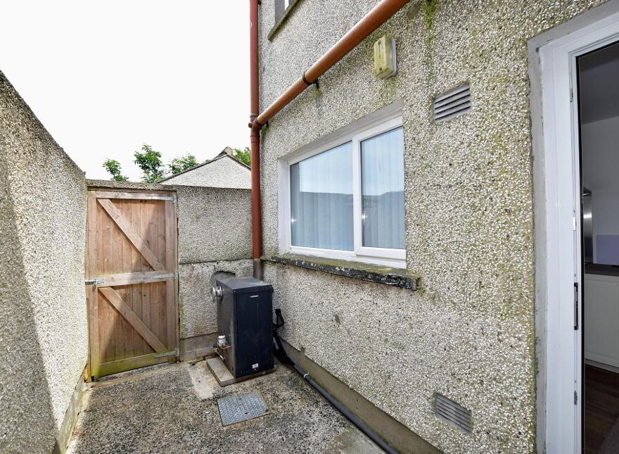 90 New Harbour Road, Portavogie, BT22 1EB