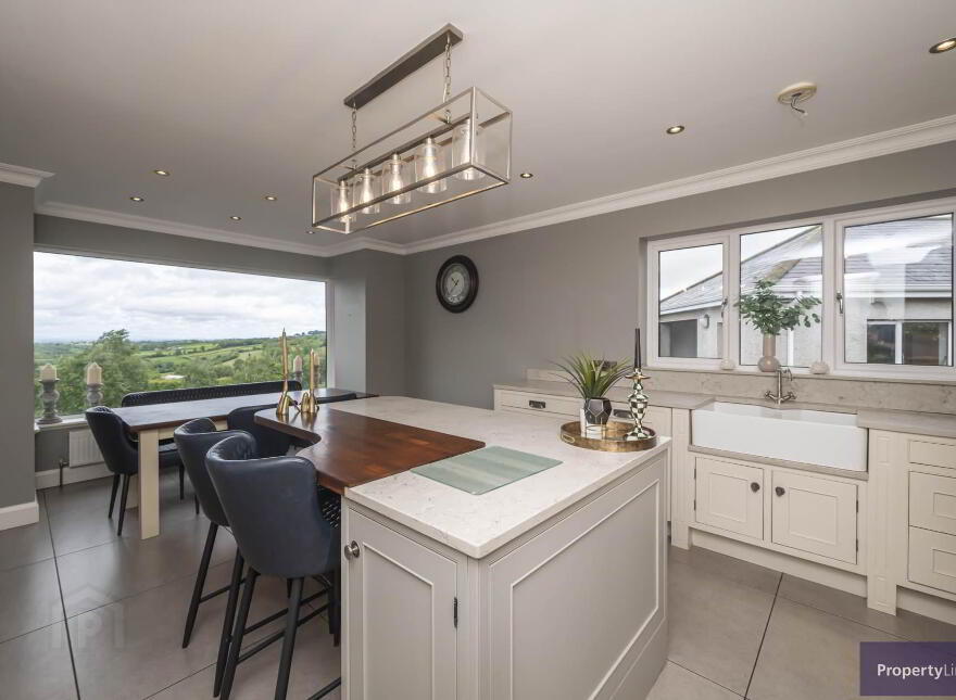 33 Ballymacnab Road, Armagh, BT60 2QS