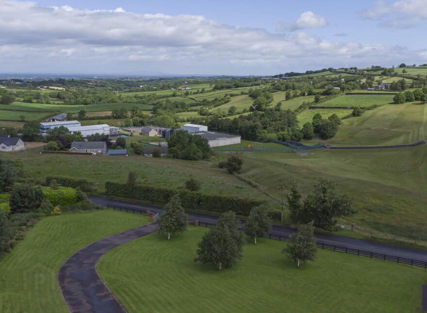 33 Ballymacnab Road, Armagh, BT60 2QS