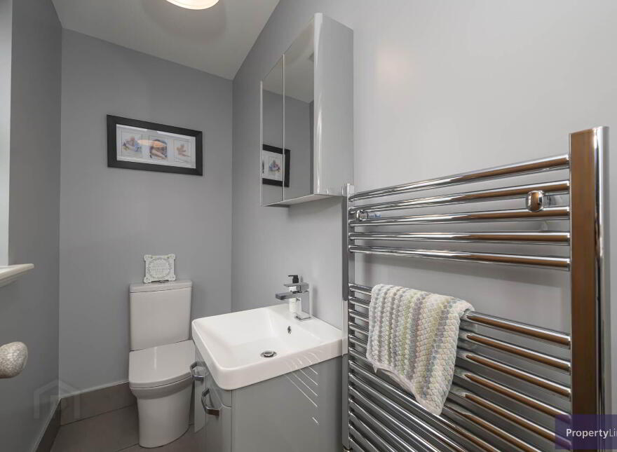 33 Ballymacnab Road, Armagh, BT60 2QS