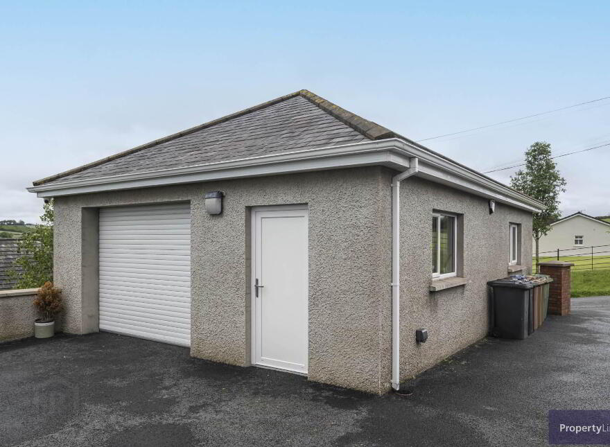 33 Ballymacnab Road, Armagh, BT60 2QS