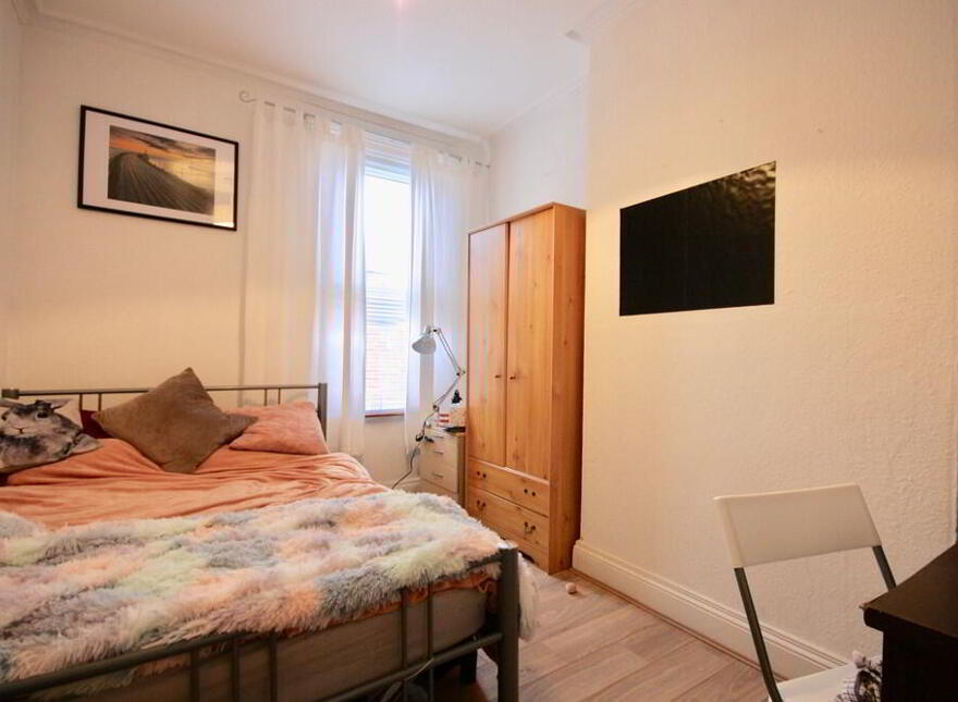42 Elaine Street, Belfast, BT9 5AR