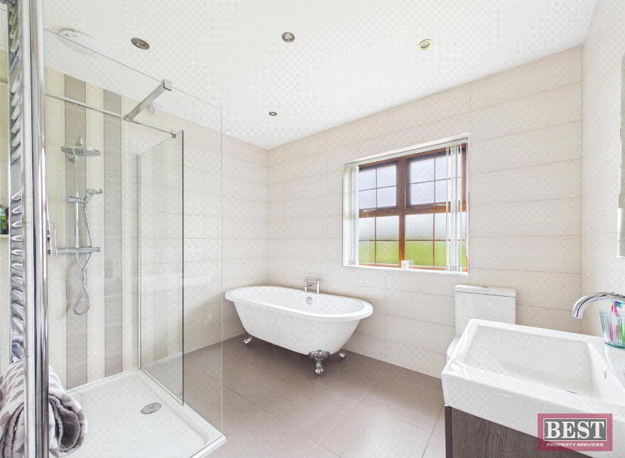 40 Slievenagarragh, Hilltown, Newry, BT34 5BF