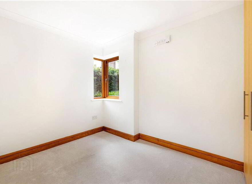 75 Glaslyn Apartments, Howth Road, Dublin, D03H685