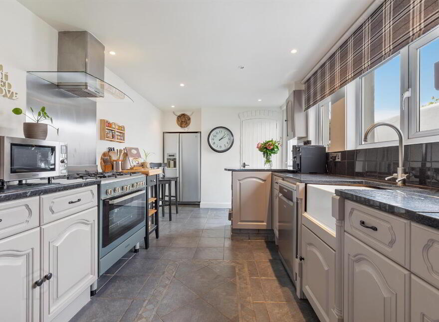 121 Millisle Road, Donaghadee, BT21 0LA