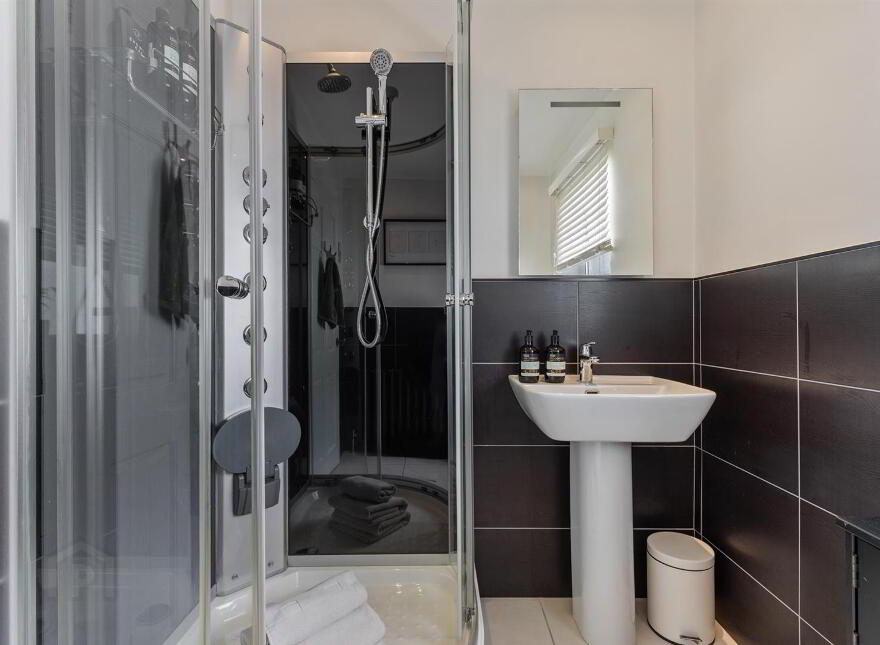 121 Millisle Road, Donaghadee, BT21 0LA