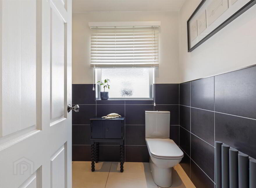 121 Millisle Road, Donaghadee, BT21 0LA