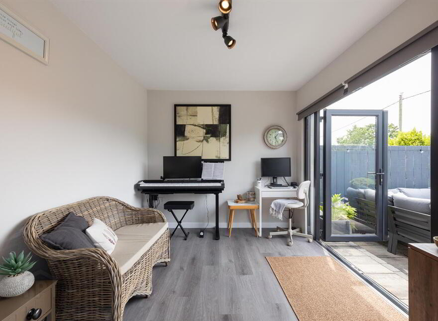 121 Millisle Road, Donaghadee, BT21 0LA