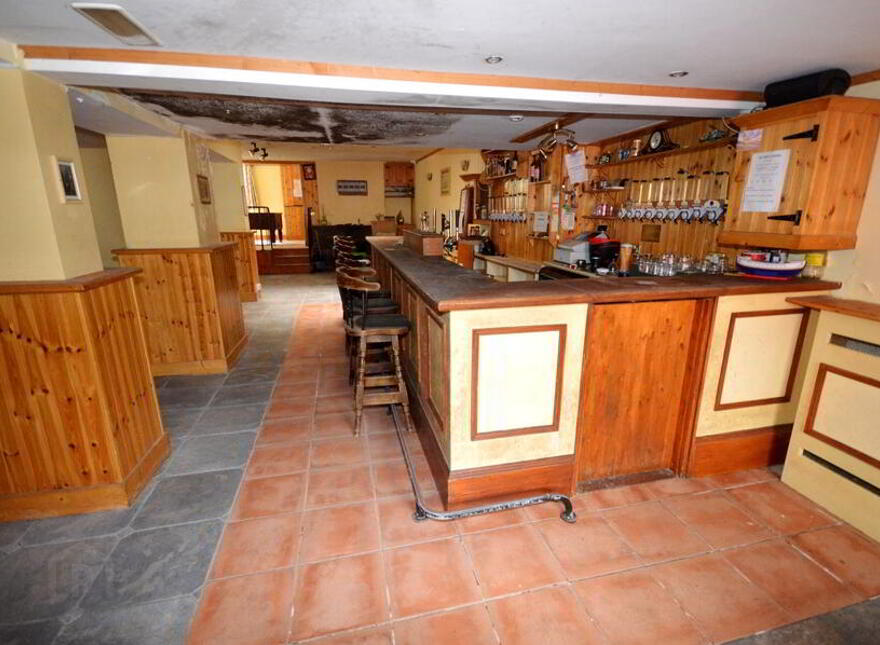 Big Francie's Bar, Main Street, Ardara, F94F380