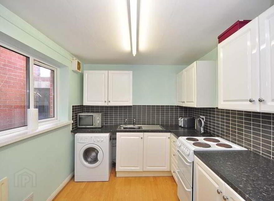 29 Donegall Avenue, Belfast, BT12 6LS