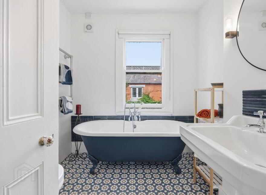 388 Ravenhill Road, Belfast, BT6 0BA
