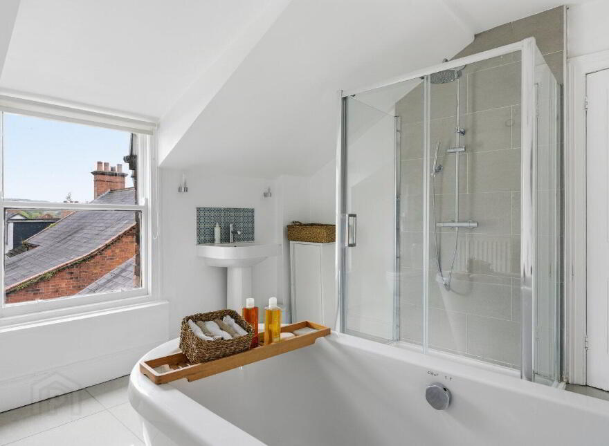 388 Ravenhill Road, Belfast, BT6 0BA