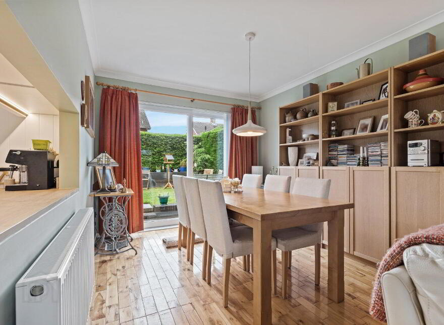 8 Brooklands Gardens, Whitehead, Carrickfergus, BT38 9RS