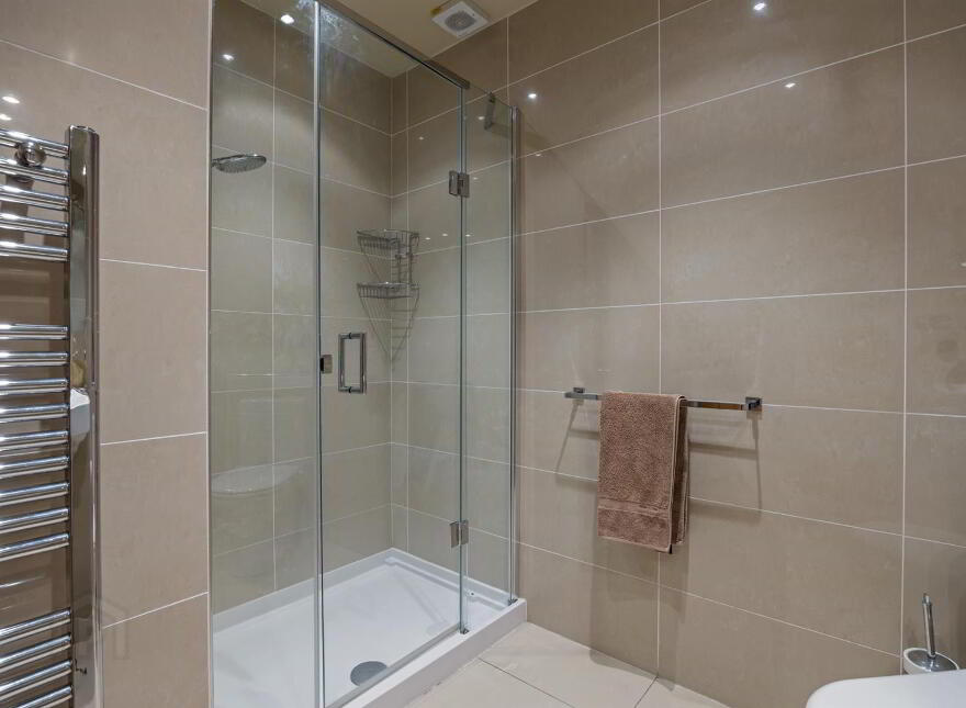 5 Harbour View, Dhu Varren, Portrush, BT56 8QL