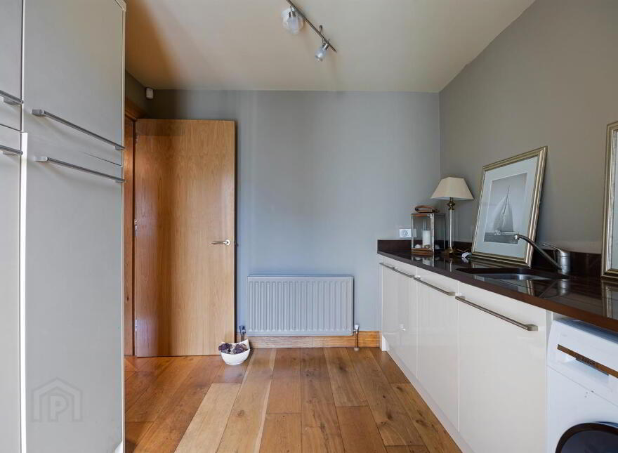 5 Harbour View, Dhu Varren, Portrush, BT56 8QL